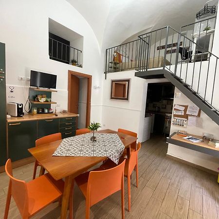 Due Passi Dal Centro Apartment Catania Luaran gambar