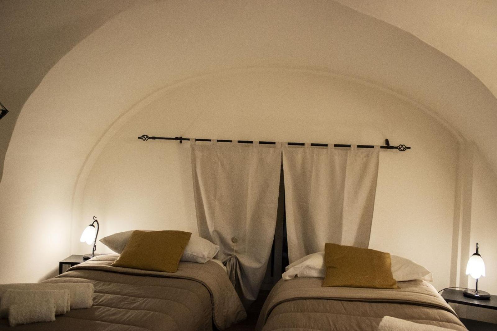 Due Passi Dal Centro Apartment Catania Luaran gambar